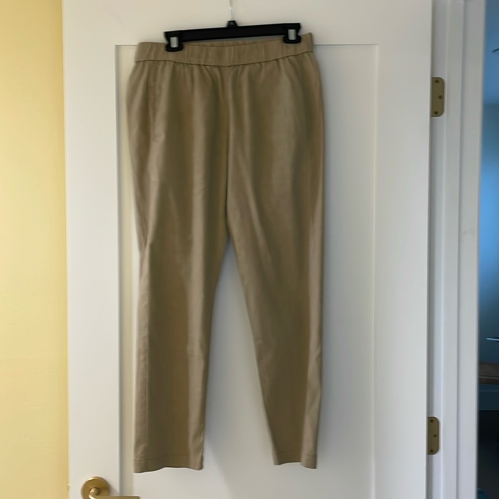 Theory Pull on Khaki Pants